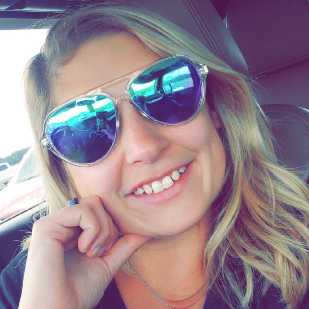 Meet your Posher, Danette